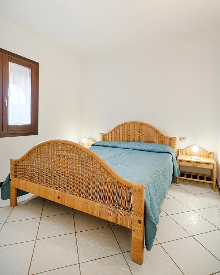 Ambra Holiday Rooms San Teodoro  Exteriör bild